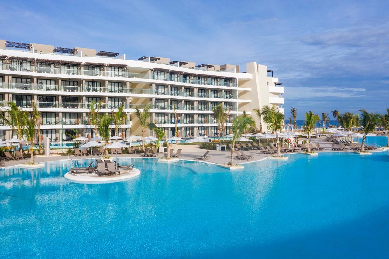 Ocean Coral Spring Resort Spring Rises Dış mekan fotoğraf Hard Rock Hotel Cancun